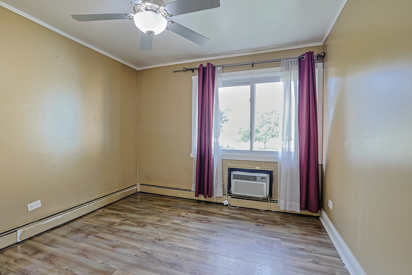 9446 Dee Road, Unit 2F Des Plaines, IL 60016 - Photo 14 of 25