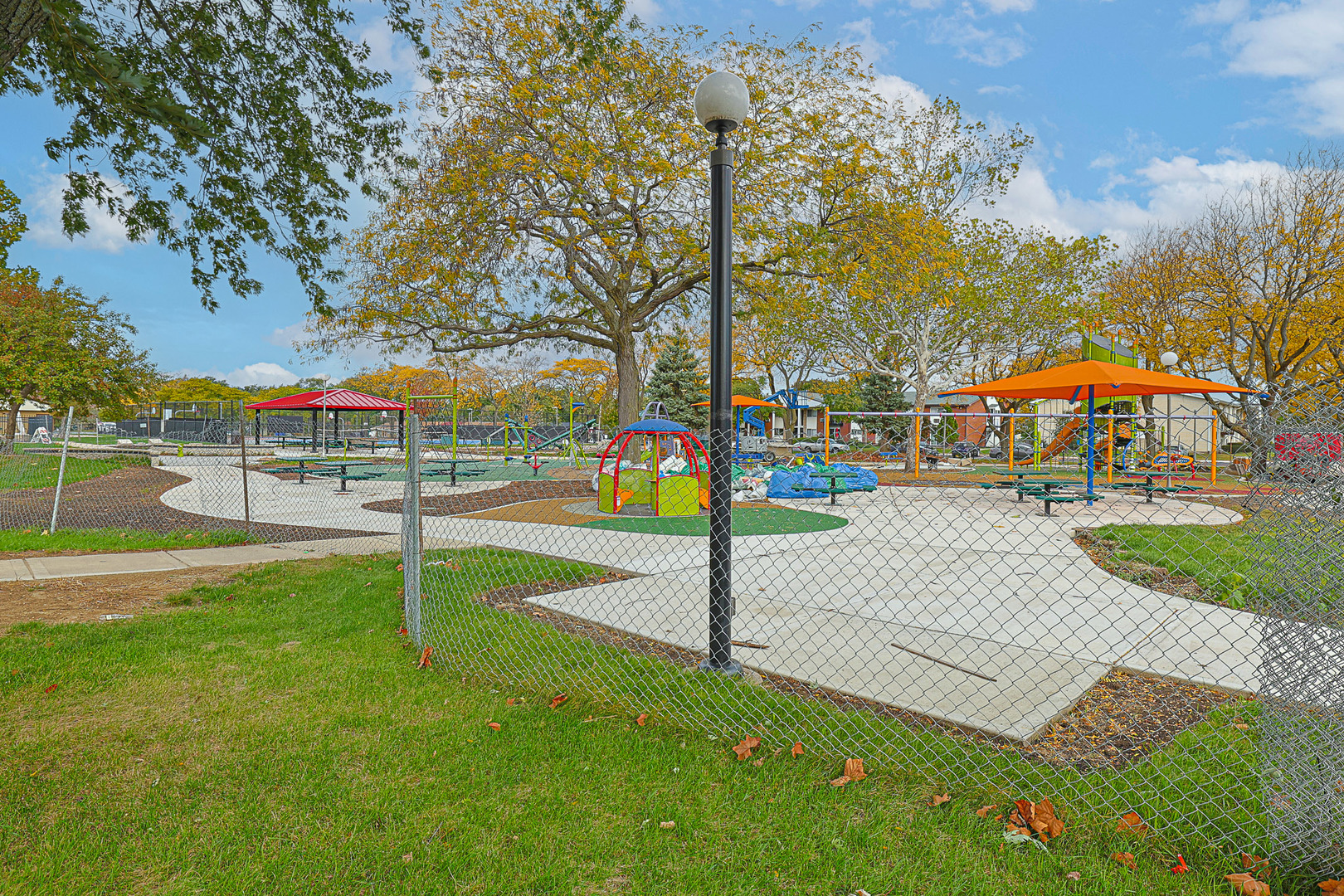 9446 Dee Road, Unit 2F Des Plaines, IL 60016 - Photo 24 of 25