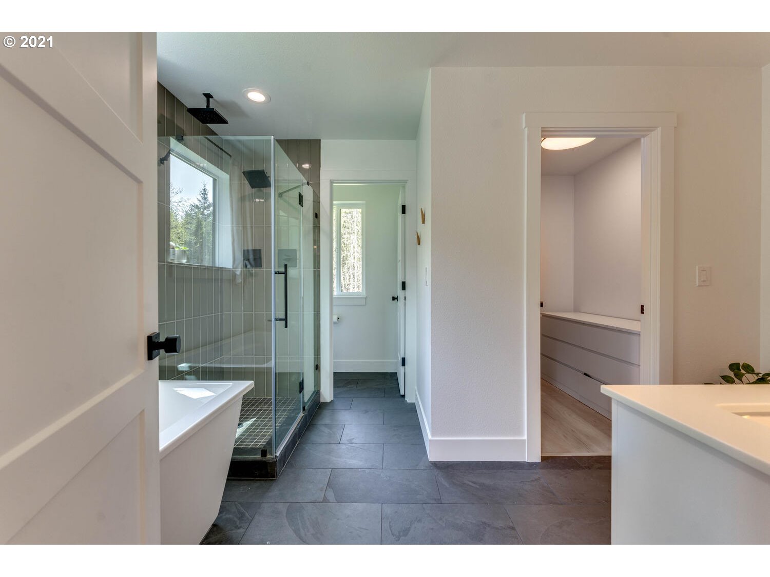 960 George Taylor Road Silverlake, WA 98645 - Photo 22 of 32 Gallery Image 22
