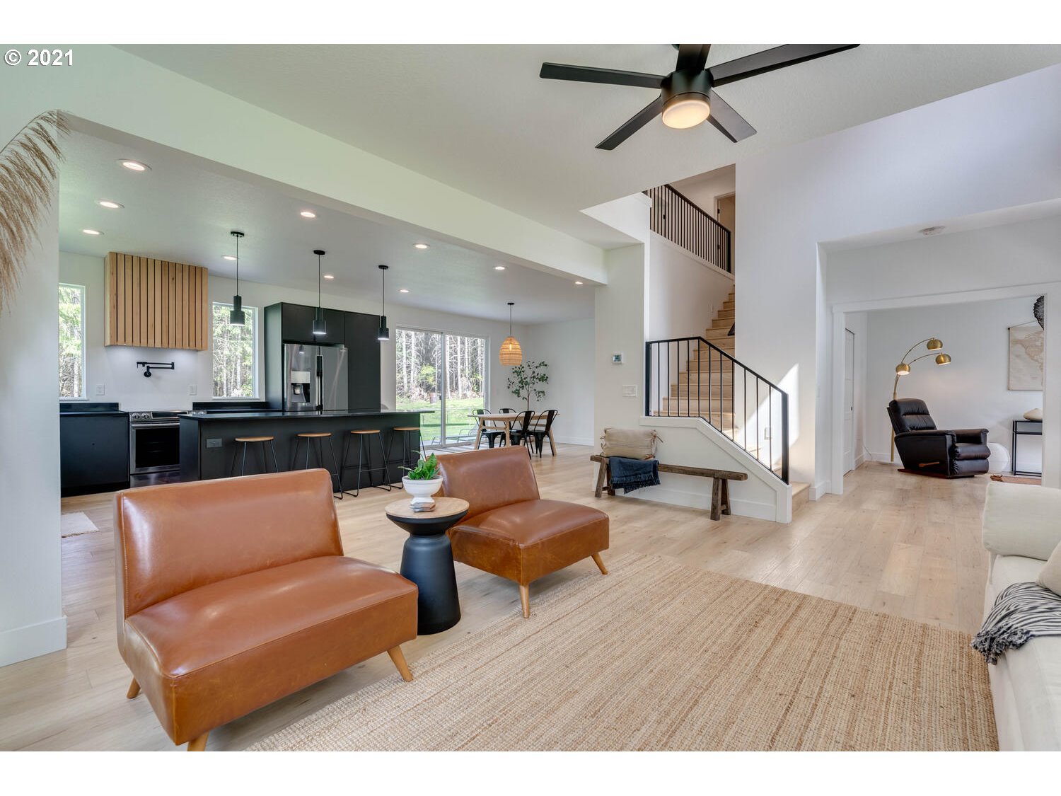 960 George Taylor Road Silverlake, WA 98645 - Photo 10 of 32 Gallery Image 10