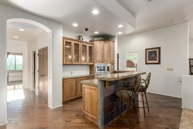 $2,100,000 | 11398 East Desert Vista Road, Scottsdale, AZ 85255