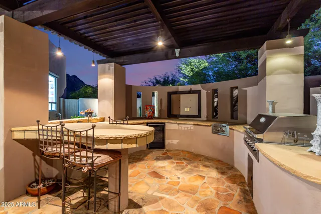 $2,100,000 | 11398 East Desert Vista Road, Scottsdale, AZ 85255