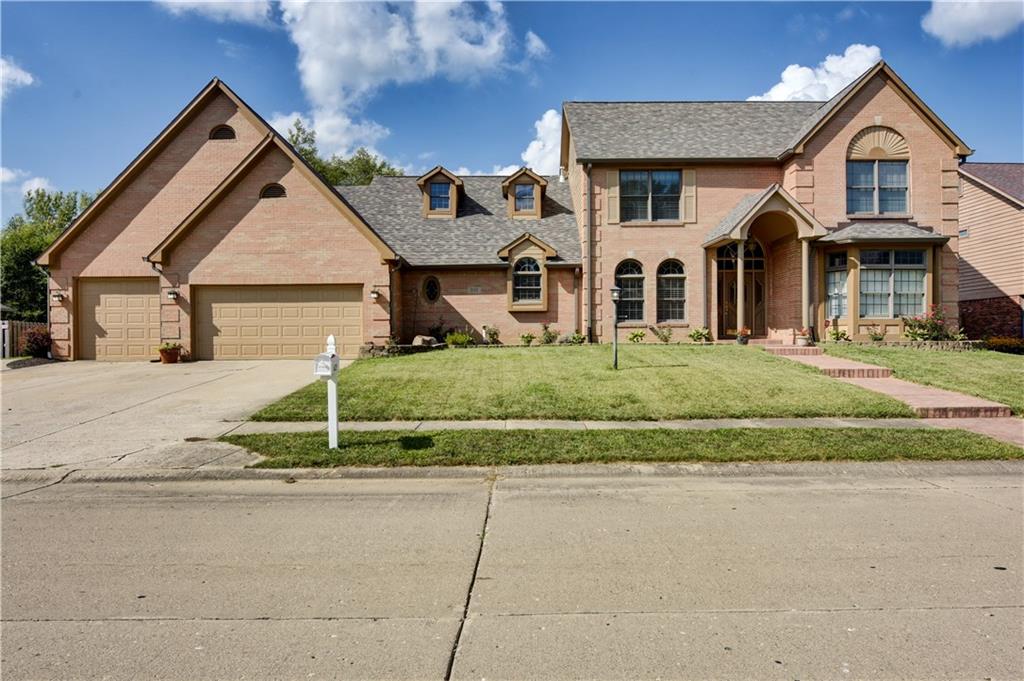 6132 Buck Trail Road Indianapolis, IN 46237 - Photo 1 of 40 Gallery Image 1