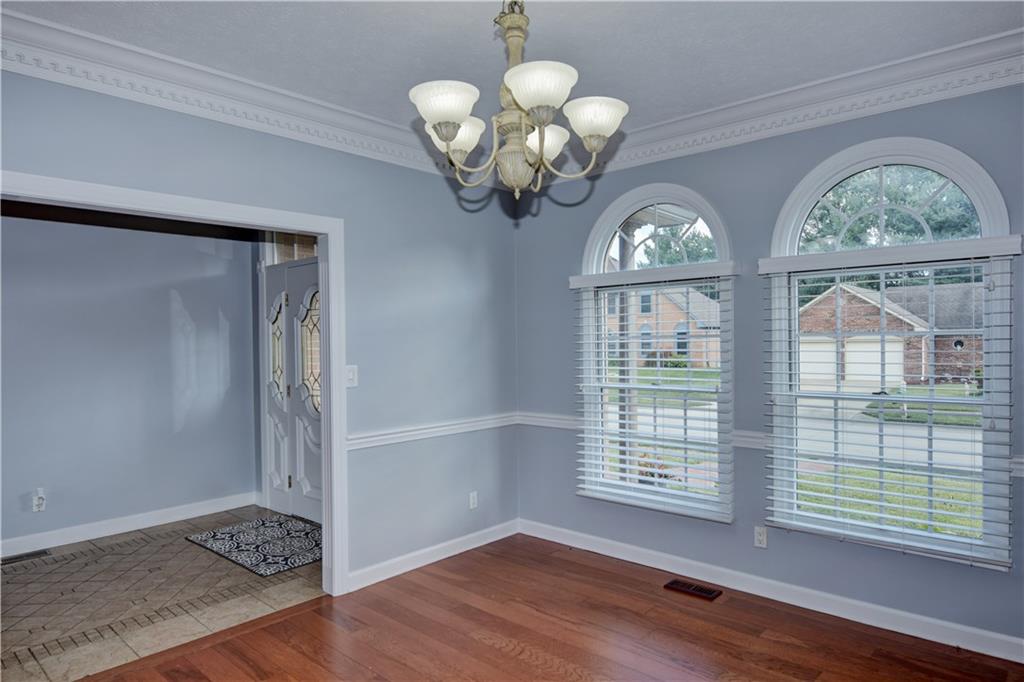 6132 Buck Trail Road Indianapolis, IN 46237 - Photo 16 of 40 Gallery Image 16