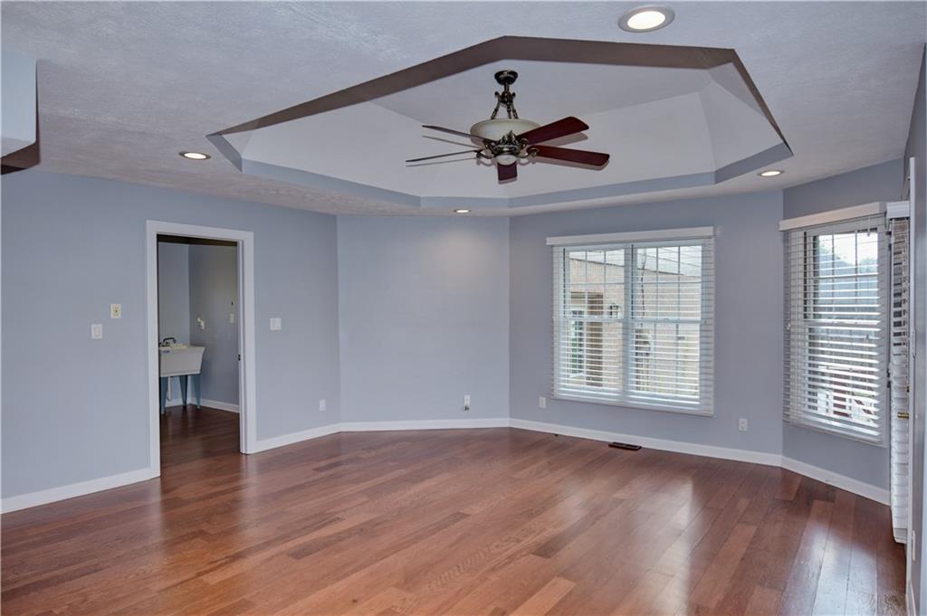 6132 Buck Trail Road Indianapolis, IN 46237 - Photo 19 of 40 Gallery Image 19