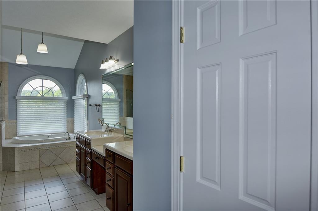 6132 Buck Trail Road Indianapolis, IN 46237 - Photo 32 of 40 Gallery Image 32