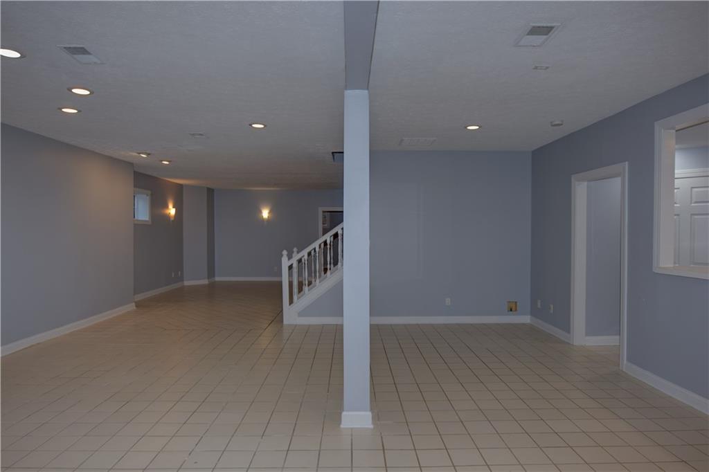 6132 Buck Trail Road Indianapolis, IN 46237 - Photo 38 of 40 Gallery Image 38