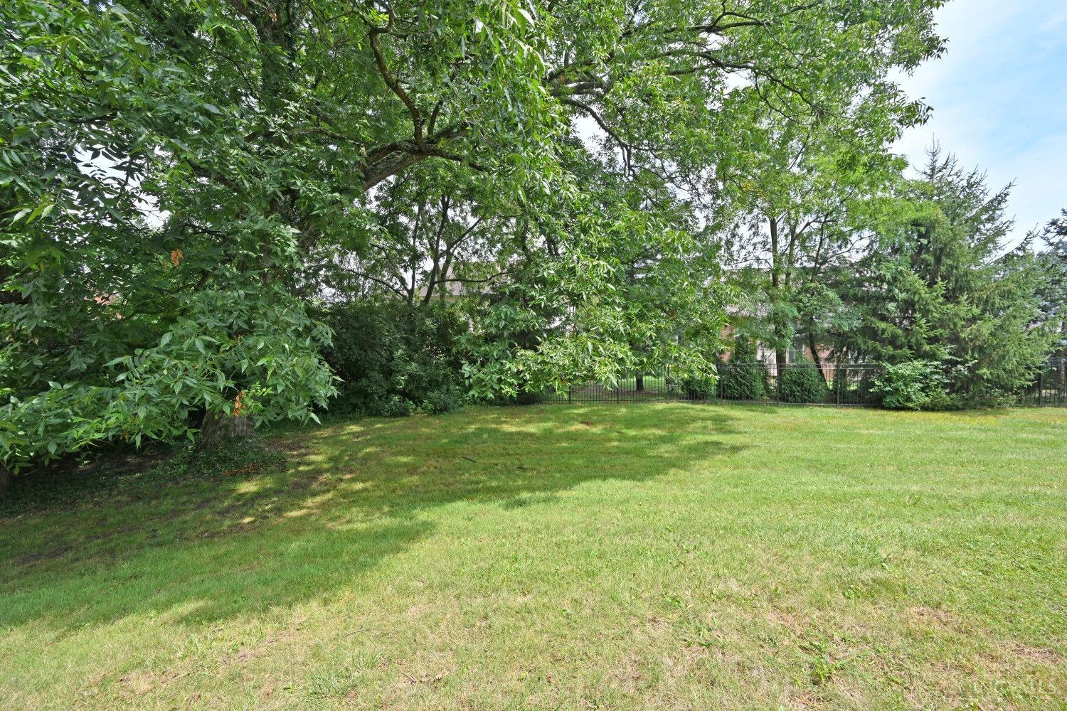 7284 East Galbraith Road Cincinnati, OH 45243 - Photo 53 of 58