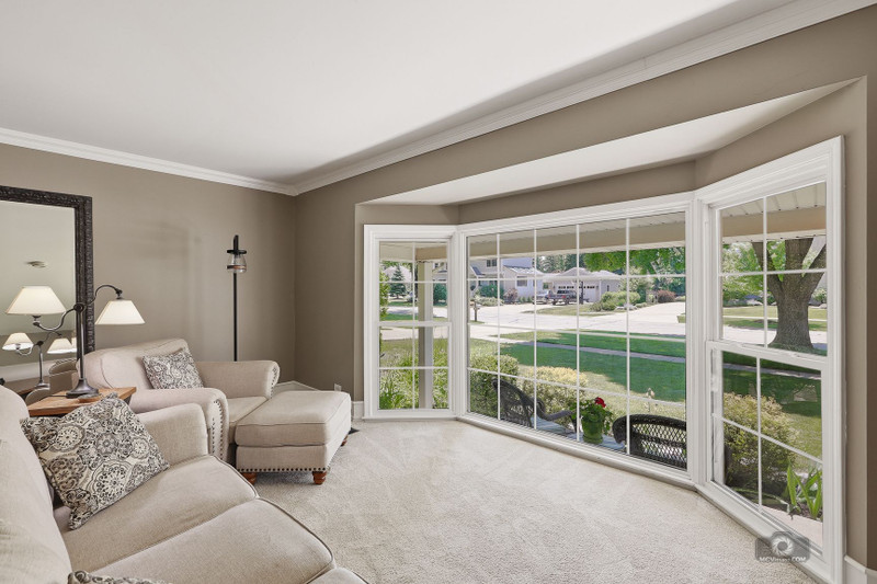 619 East Bauer Road Naperville, IL 60563 - Photo 6 of 27