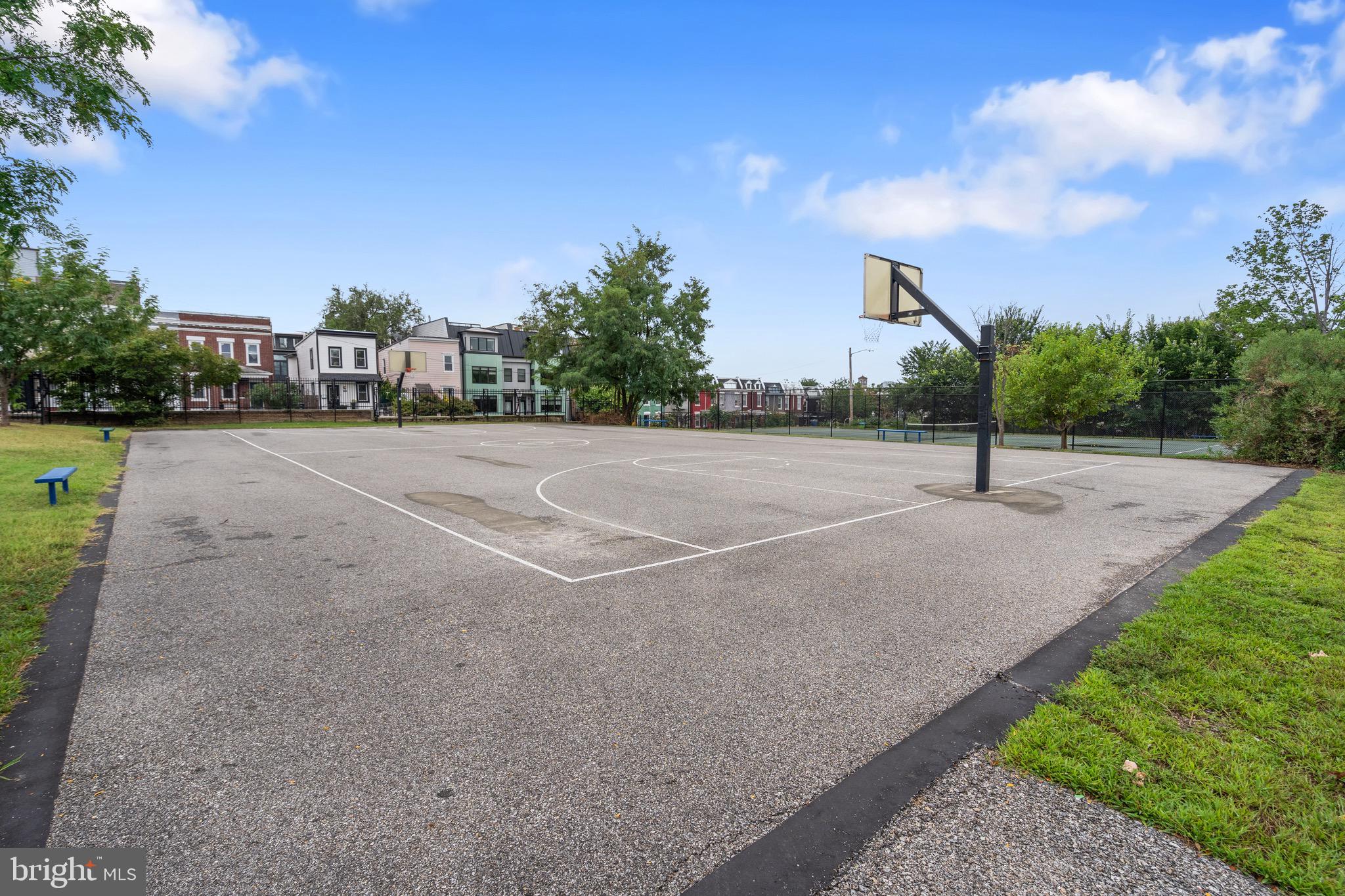 653 Irving Street Northwest, Unit 7 Washington, DC 20010 - Photo 30 of 31 a view of a tennis court