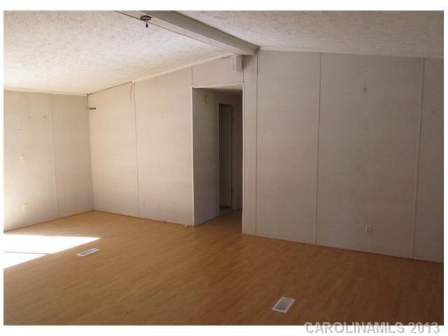 202 River Loop Road Belmont, NC 28012 - Photo 4 of 10 Gallery Image 4