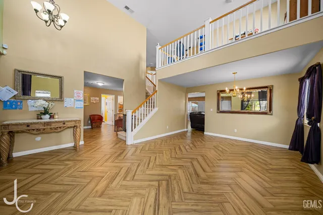 a view of a living room