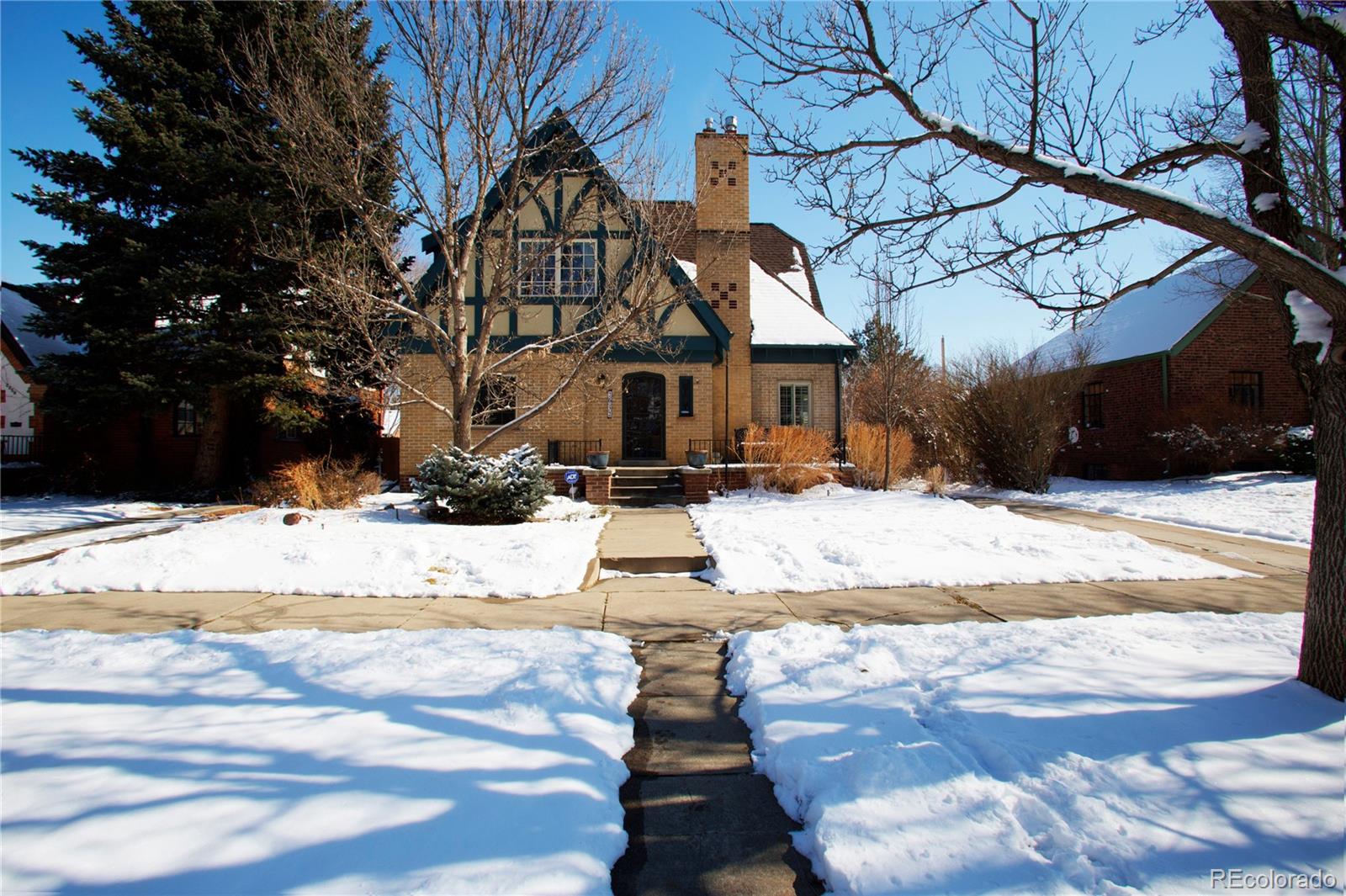 2052 Leyden Street Denver, CO 80207 - Photo 1 of 28