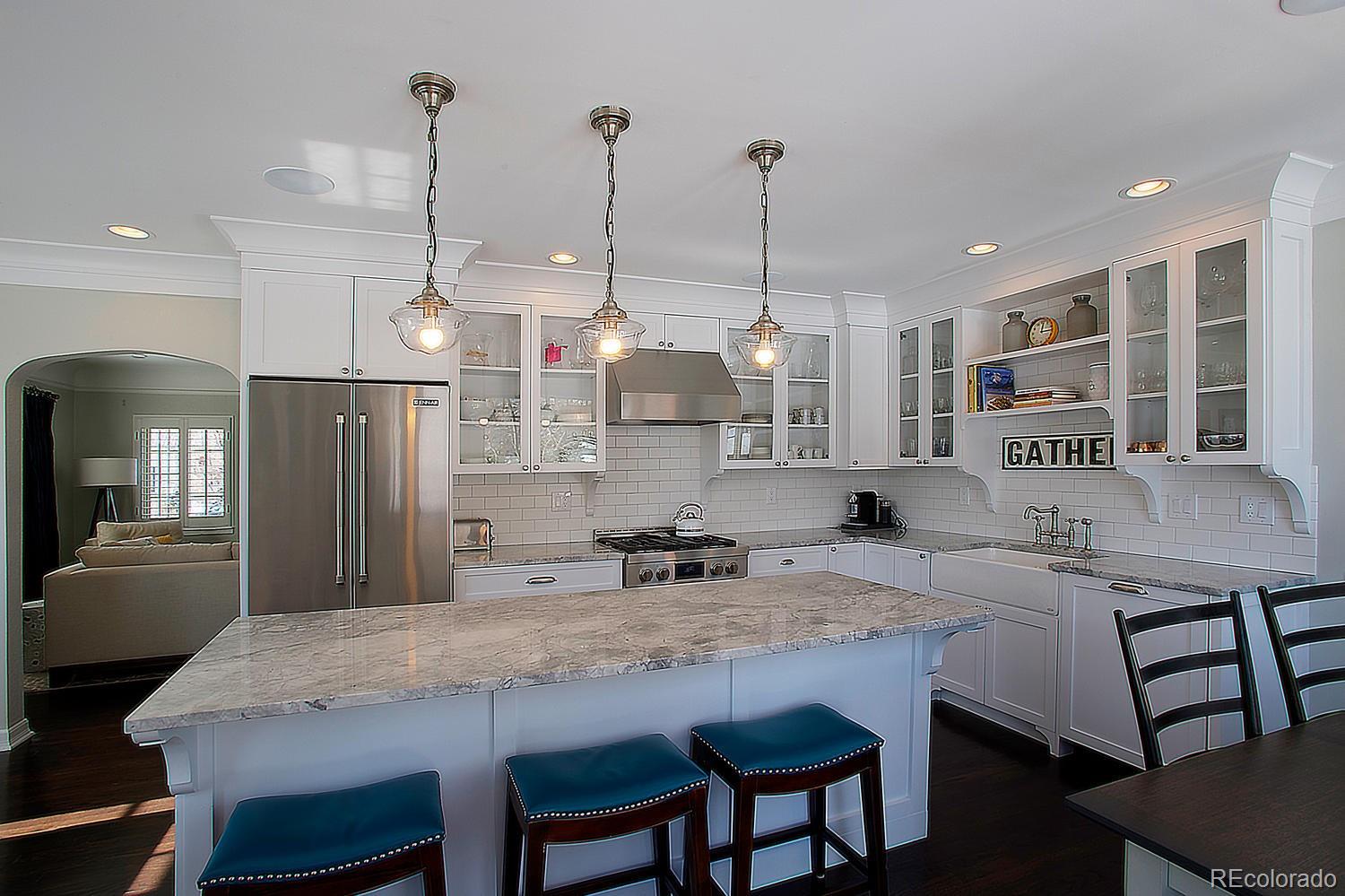 2052 Leyden Street Denver, CO 80207 - Photo 8 of 28