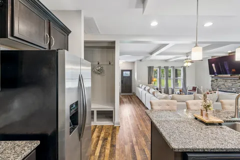 $585,000 | 5676 State Highway 48, Cumberland Furnace, TN 37051