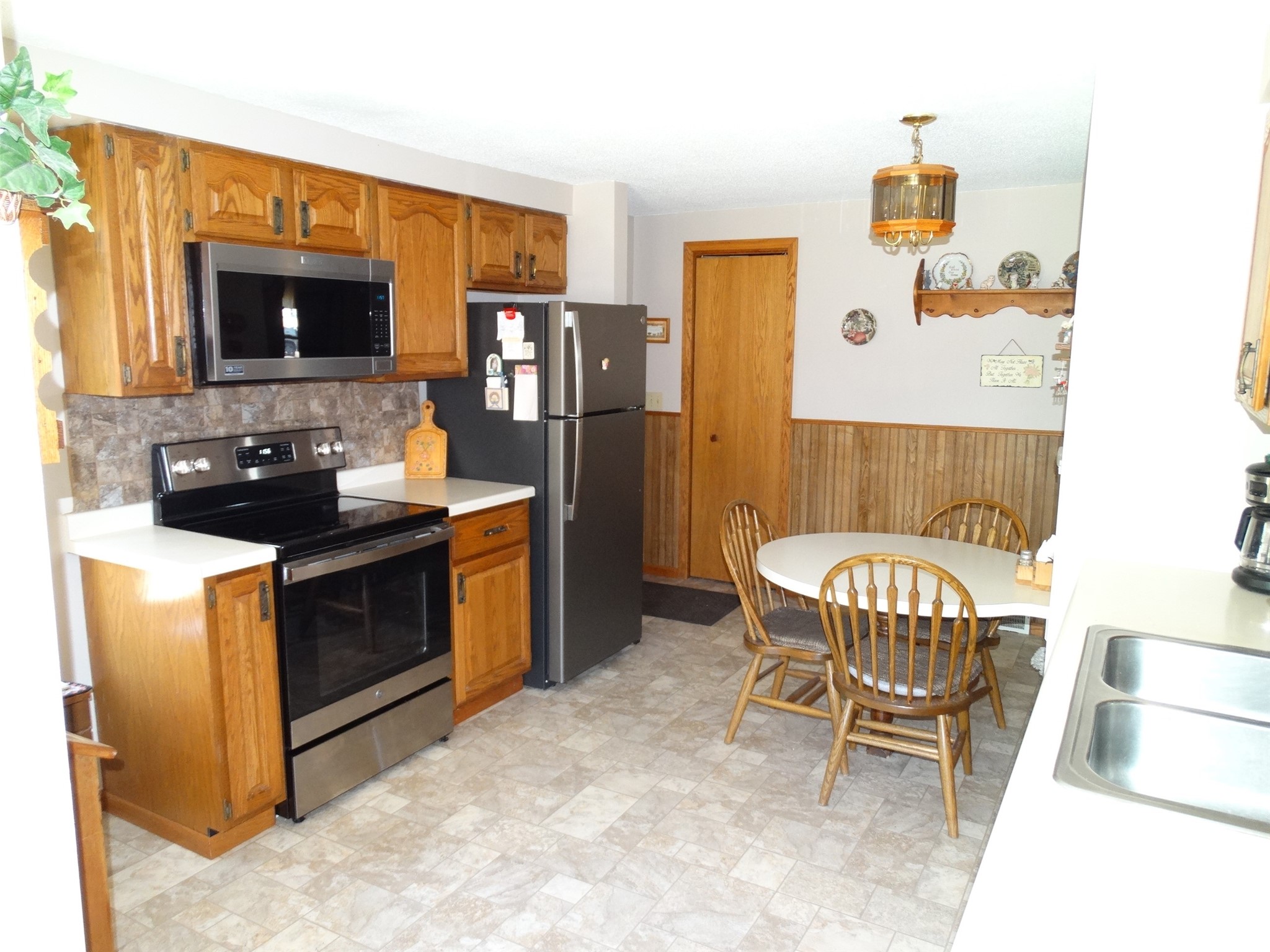 127 South 2nd Street Barron, WI 54812 - Photo 17 of 28
