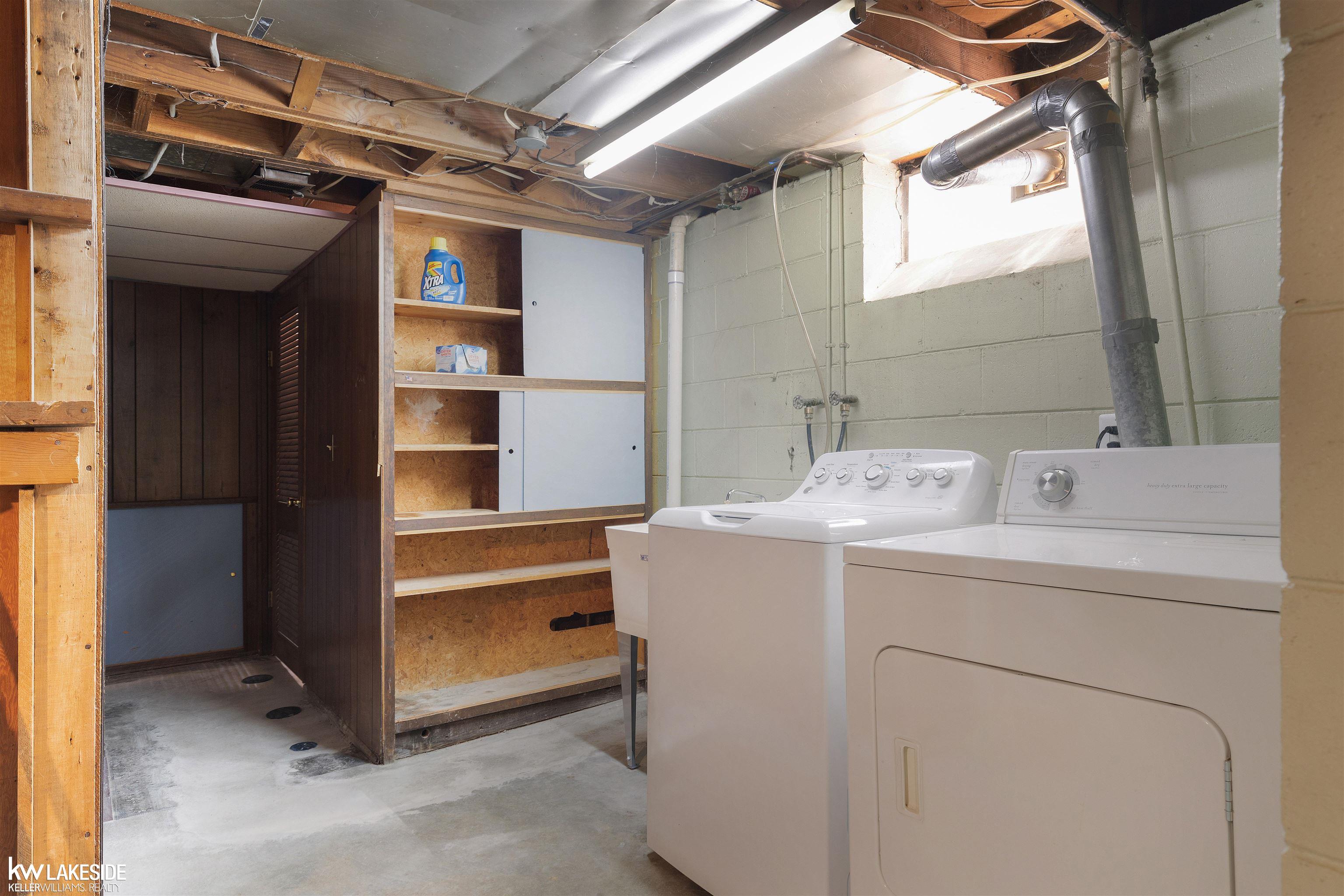 2174 Hawthorne Road Grosse Pointe Woods, MI 48236 - Photo 35 of 43