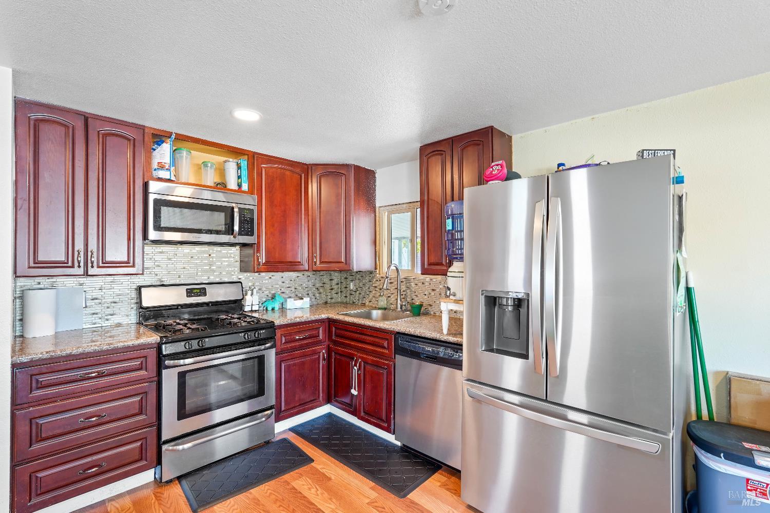 324 Pear Lane Santa Rosa, CA 95407 - Photo 11 of 38