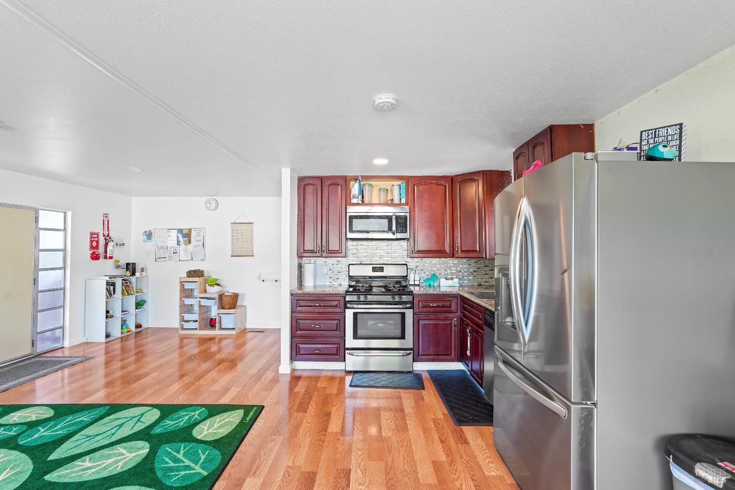 324 Pear Lane Santa Rosa, CA 95407 - Photo 10 of 38