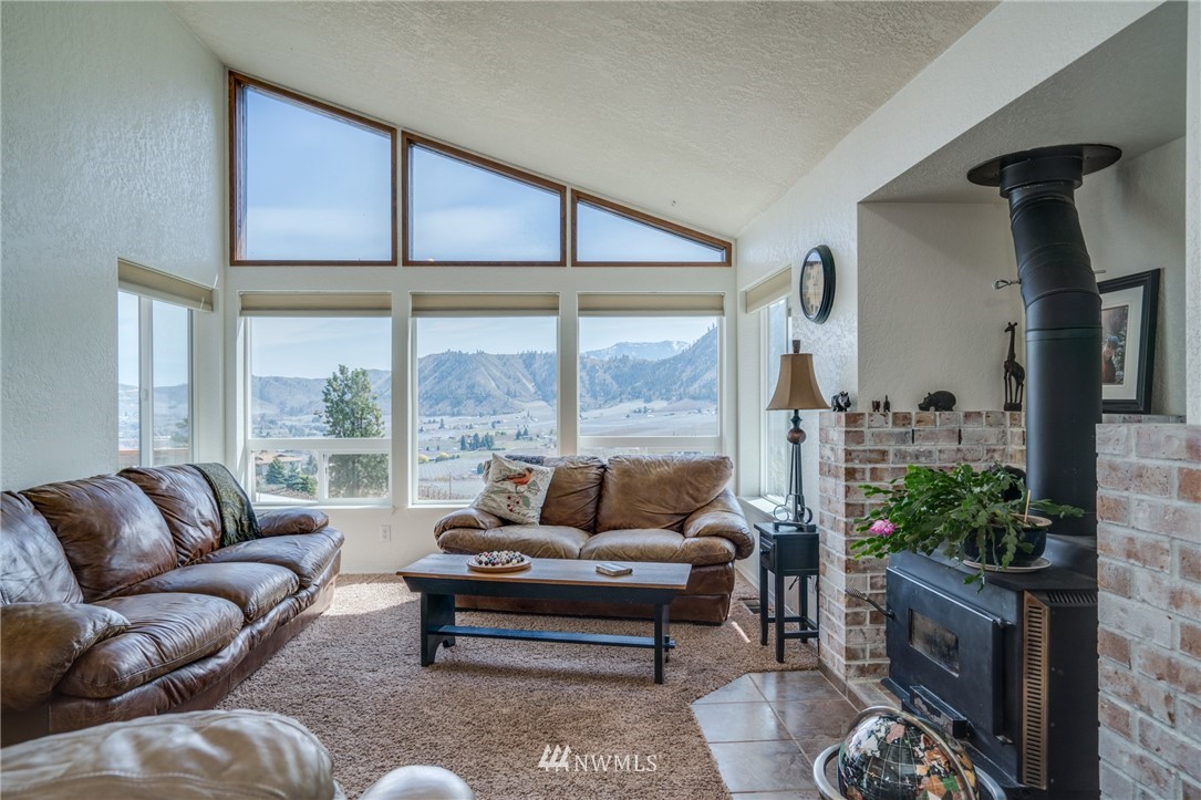 6876 Flowery Divide Road Cashmere, WA 98815 - Photo 11 of 33 Gallery Image 11