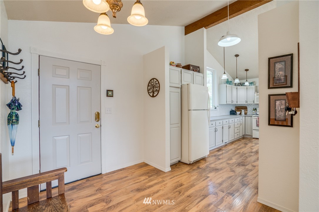 6876 Flowery Divide Road Cashmere, WA 98815 - Photo 4 of 33 Gallery Image 4
