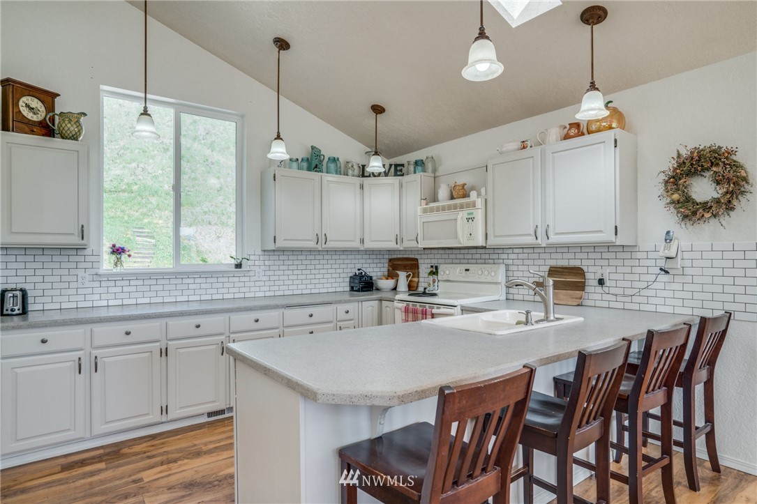 6876 Flowery Divide Road Cashmere, WA 98815 - Photo 7 of 33 Gallery Image 7