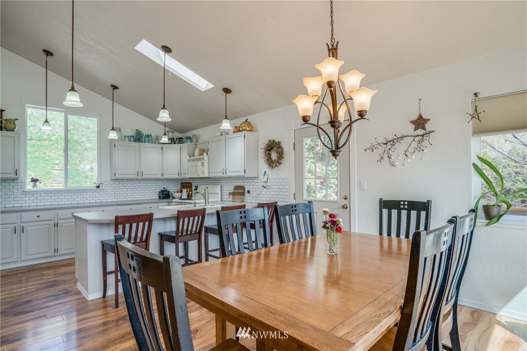 6876 Flowery Divide Road Cashmere, WA 98815 - Photo 8 of 33 Gallery Image 8