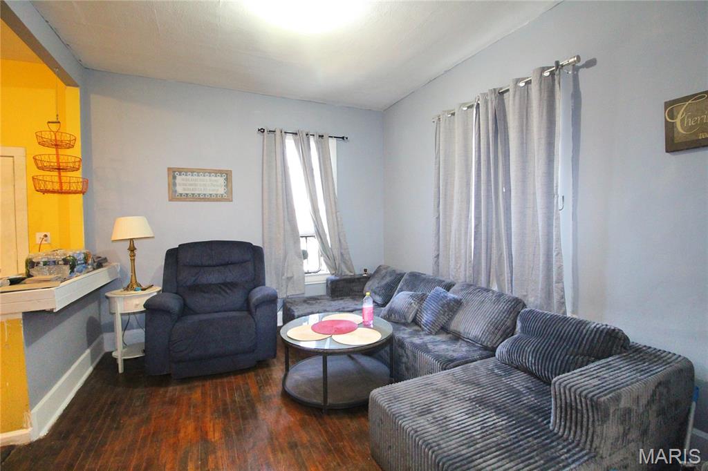 2202 Mills Avenue Alton, IL 62002 - Photo 11 of 34