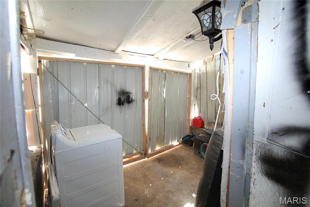 2202 Mills Avenue Alton, IL 62002 - Photo 25 of 34