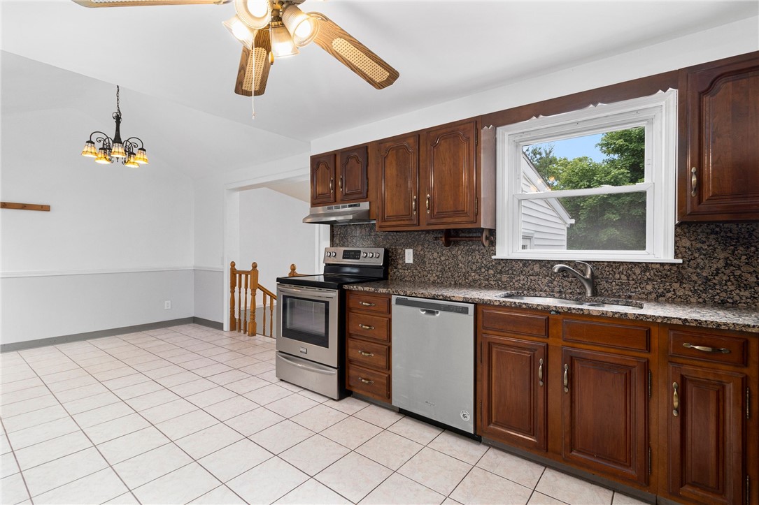 22 Althea Drive Cranston, RI 02920 - Photo 13 of 32