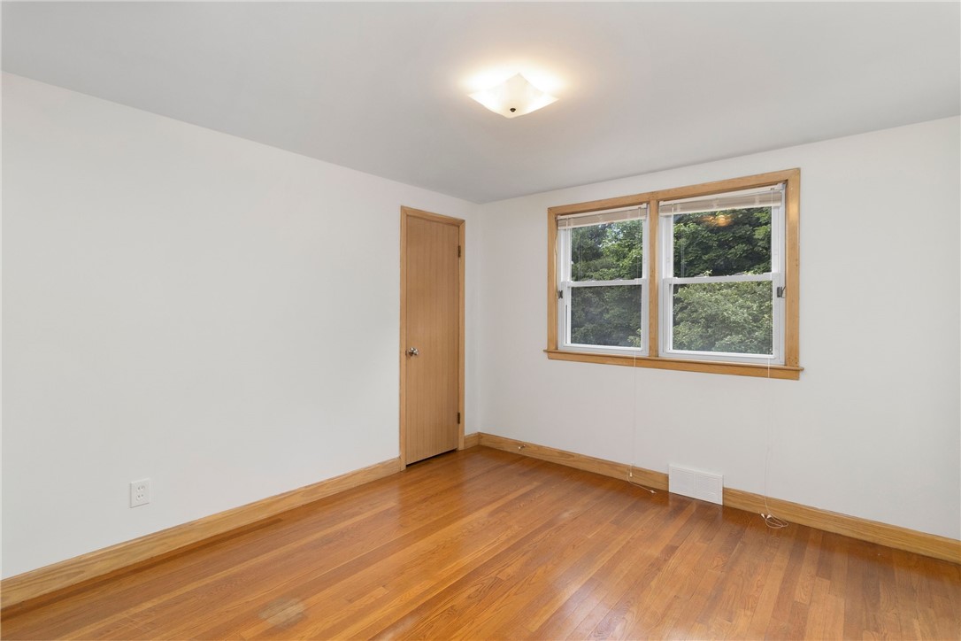 22 Althea Drive Cranston, RI 02920 - Photo 21 of 32