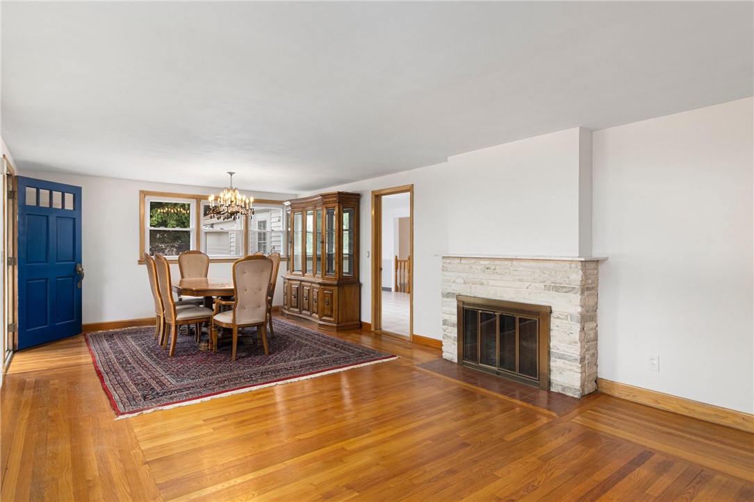 22 Althea Drive Cranston, RI 02920 - Photo 6 of 32