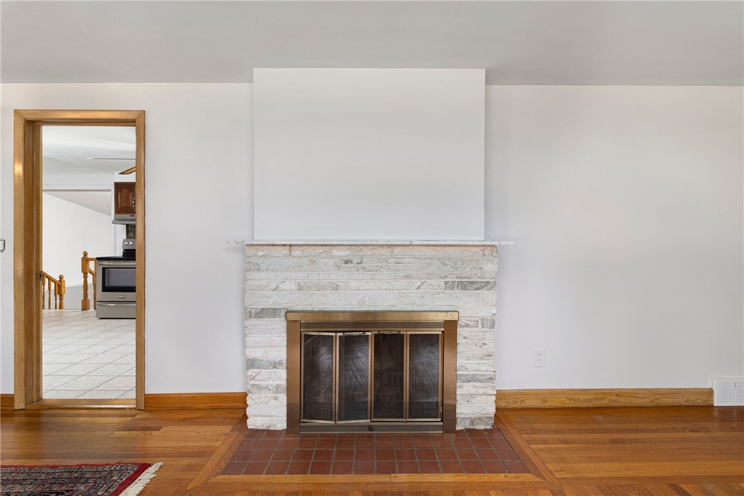 22 Althea Drive Cranston, RI 02920 - Photo 8 of 32