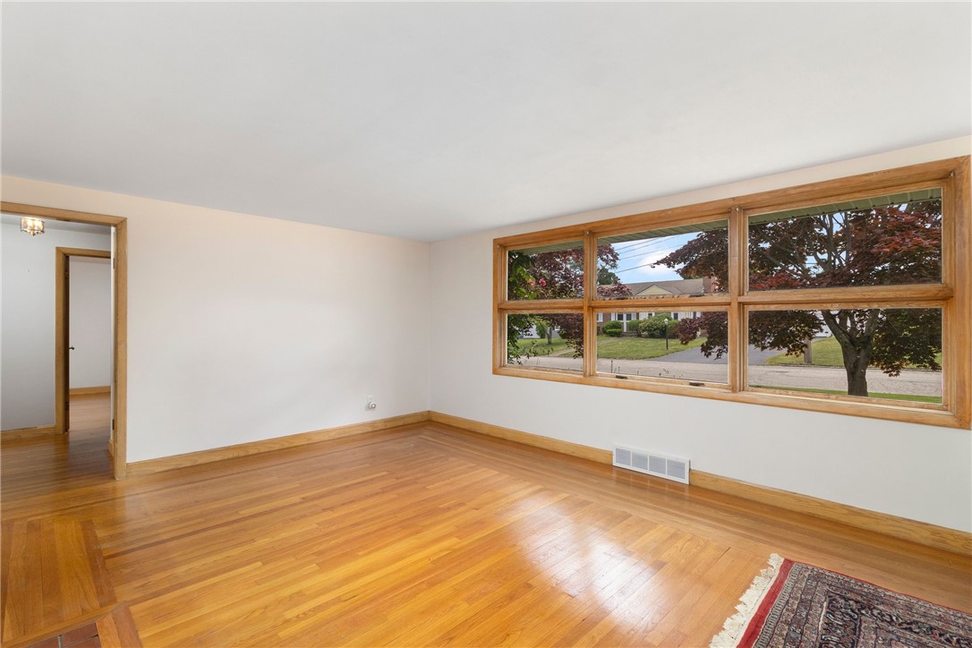 22 Althea Drive Cranston, RI 02920 - Photo 10 of 32