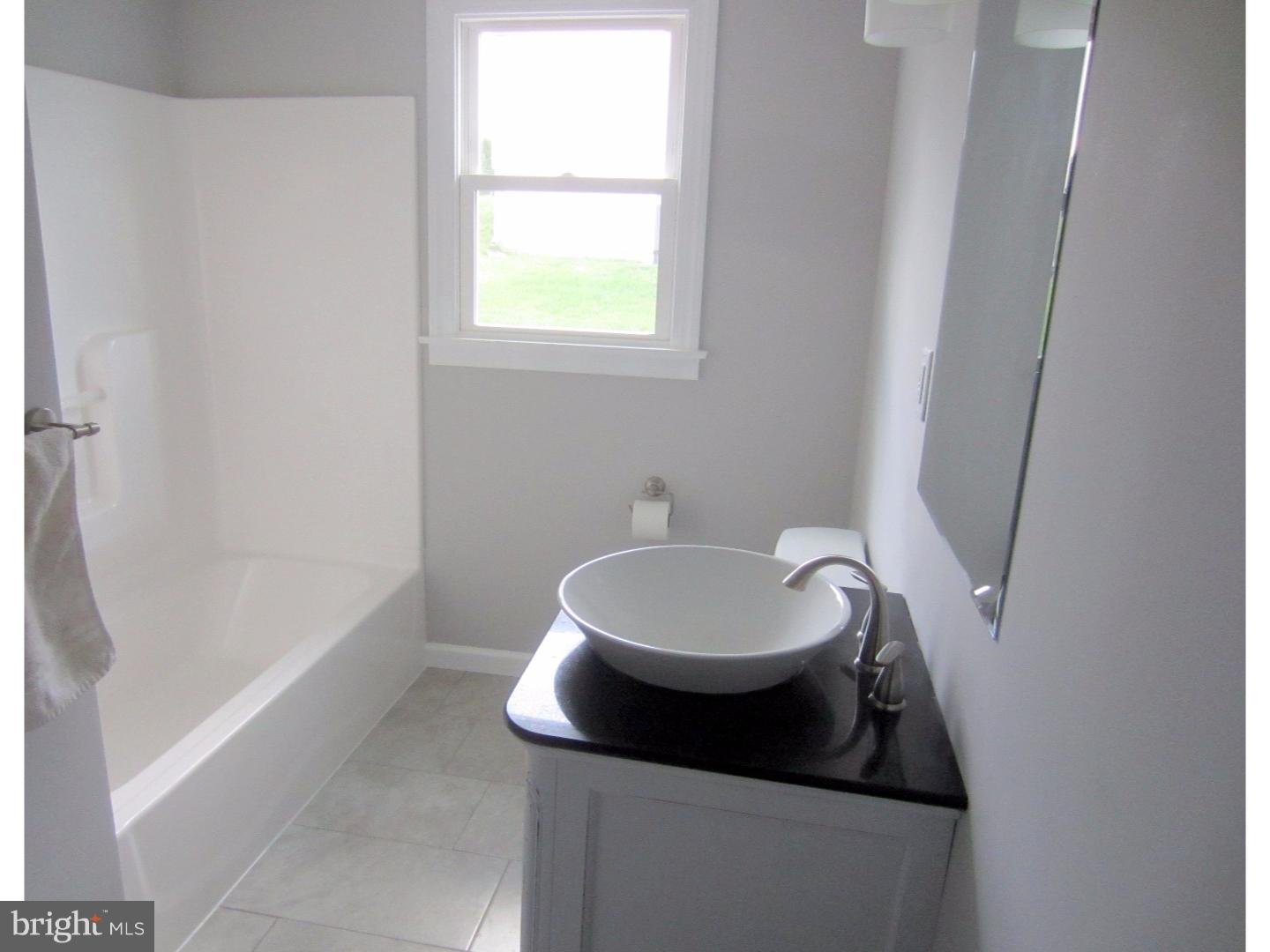 301 Parkside Avenue Shillington, PA 19607 - Photo 6 of 22