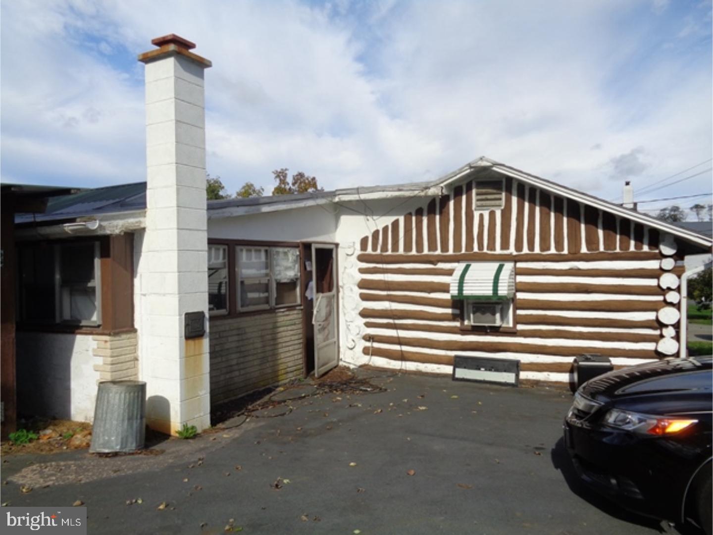 692 Cold Run Road Birdsboro, PA 19508 - Photo 3 of 9 Gallery Image 3