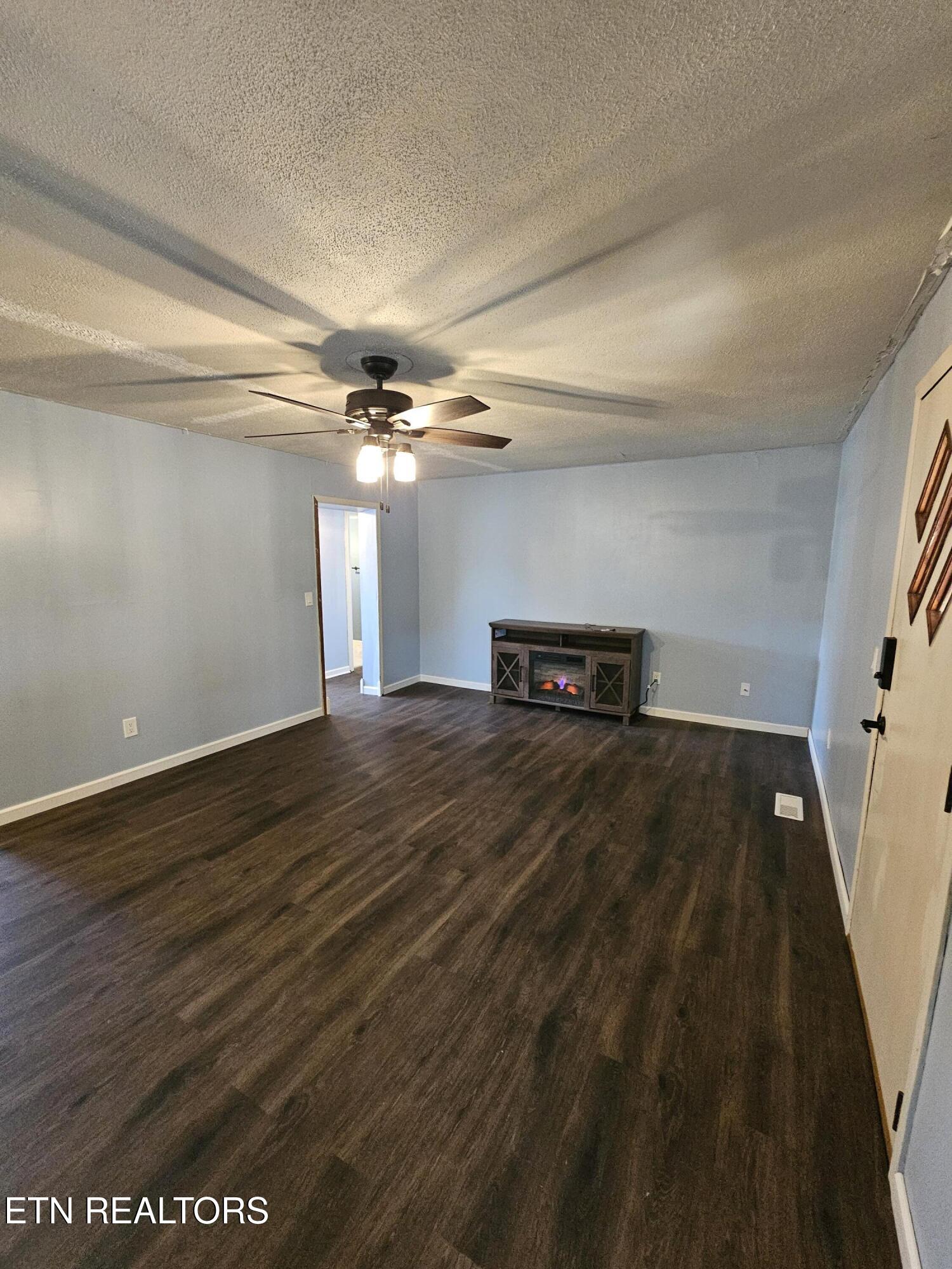 184 Glade Road Cumberland Gap, TN 37724 - Photo 10 of 22 1000027246