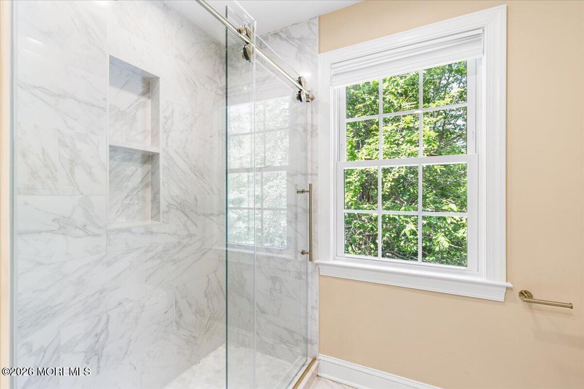 7 Highpoint Road Holmdel, NJ 07733 - Photo 36 of 61 Bathroom
