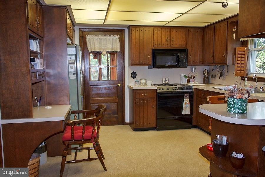 1009 Penn Grant Road Lancaster, PA 17602 - Photo 15 of 26 Gallery Image 15
