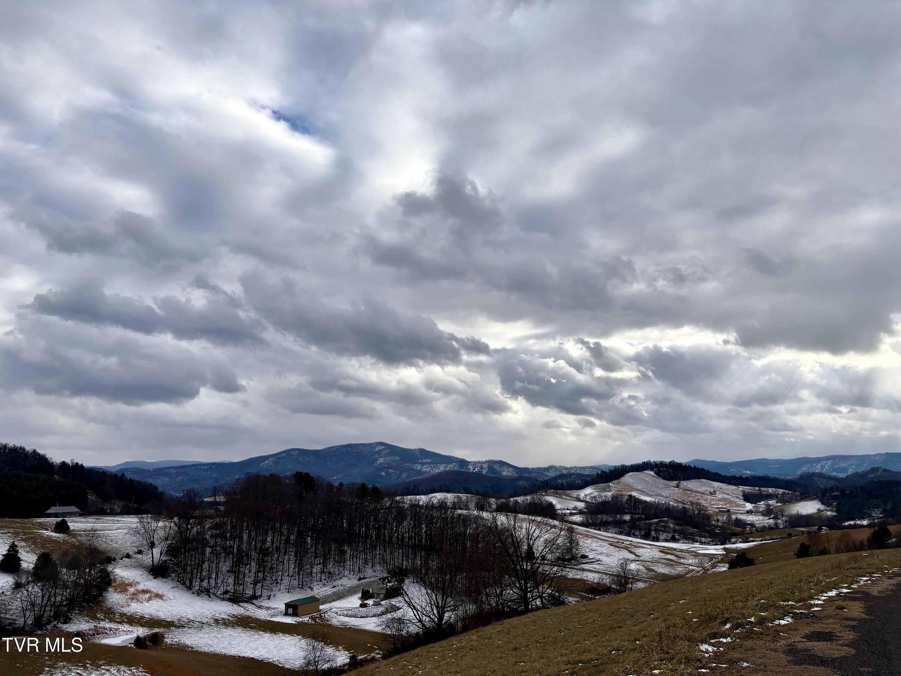Tbd Maple Wood Drive, Unit 69 Butler, TN 37640 - Photo 5 of 19 IMG_6981