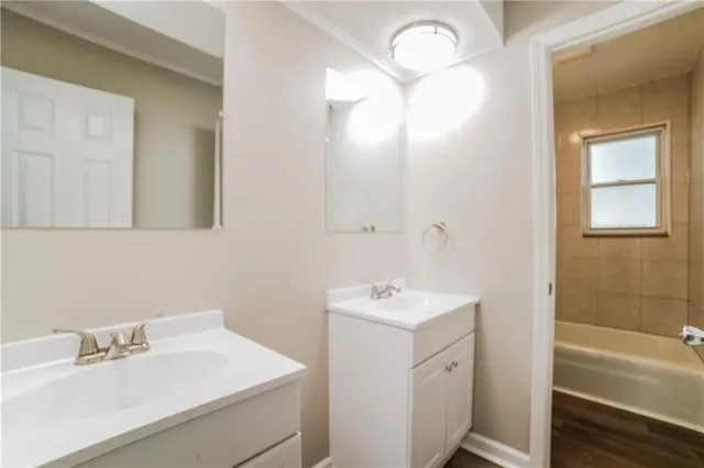 $1,800 | 816 Northwest Buckingham Place, Blue Springs, MO 64015