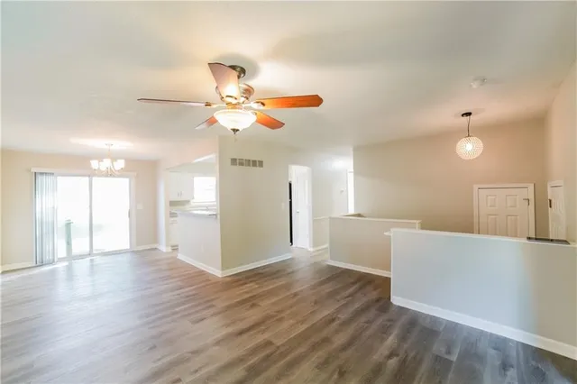 $1,800 | 816 Northwest Buckingham Place, Blue Springs, MO 64015