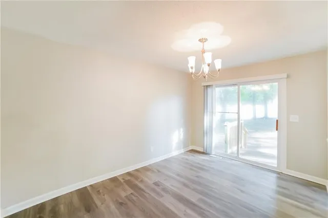 $1,800 | 816 Northwest Buckingham Place, Blue Springs, MO 64015