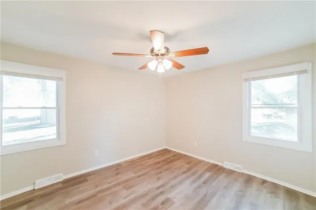 $1,800 | 816 Northwest Buckingham Place, Blue Springs, MO 64015