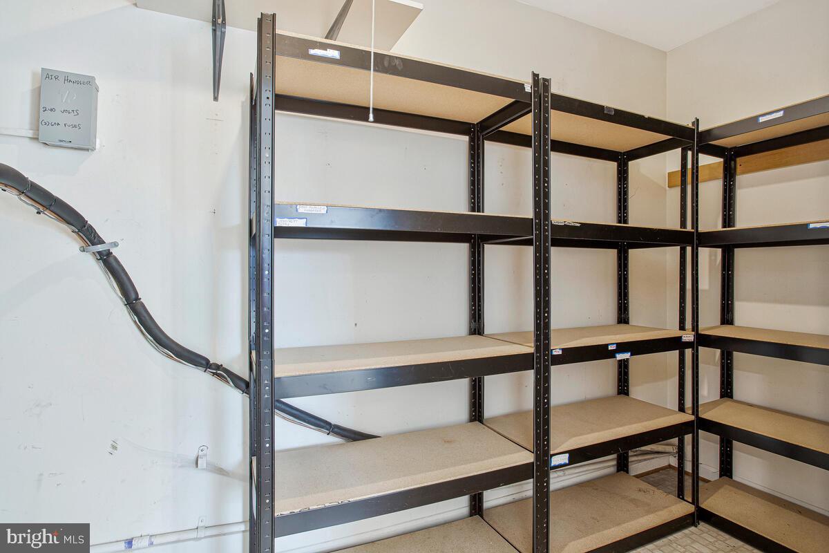 9264 Cherry Lane, Unit 47 Laurel, MD 20708 - Photo 24 of 32 a view of entryway