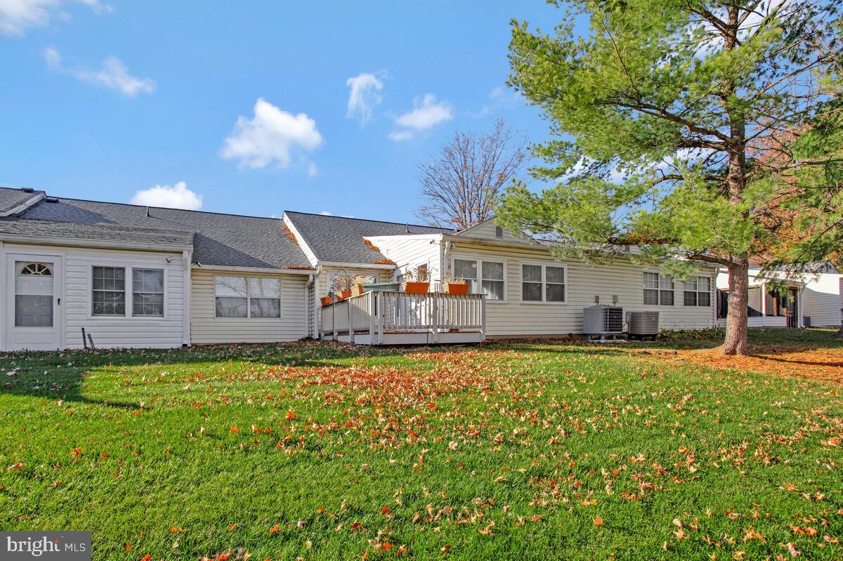 9264 Cherry Lane, Unit 47 Laurel, MD 20708 - Photo 26 of 30 Rear of home
