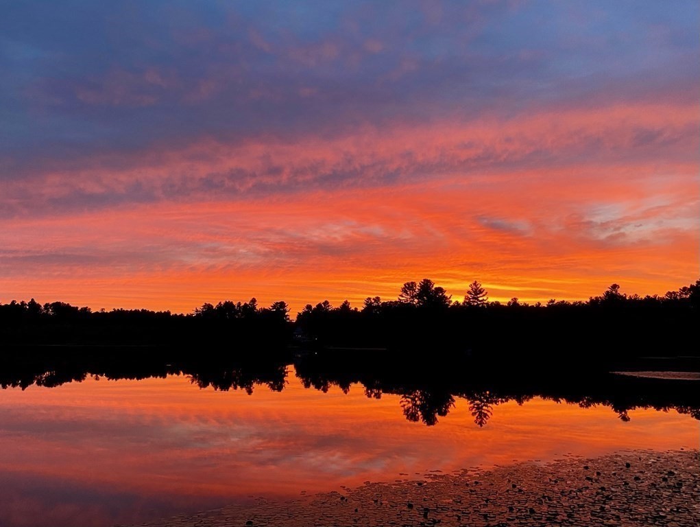 33 Keyes Road Westford, MA 01886 - Photo 5 of 42 a view of a sky