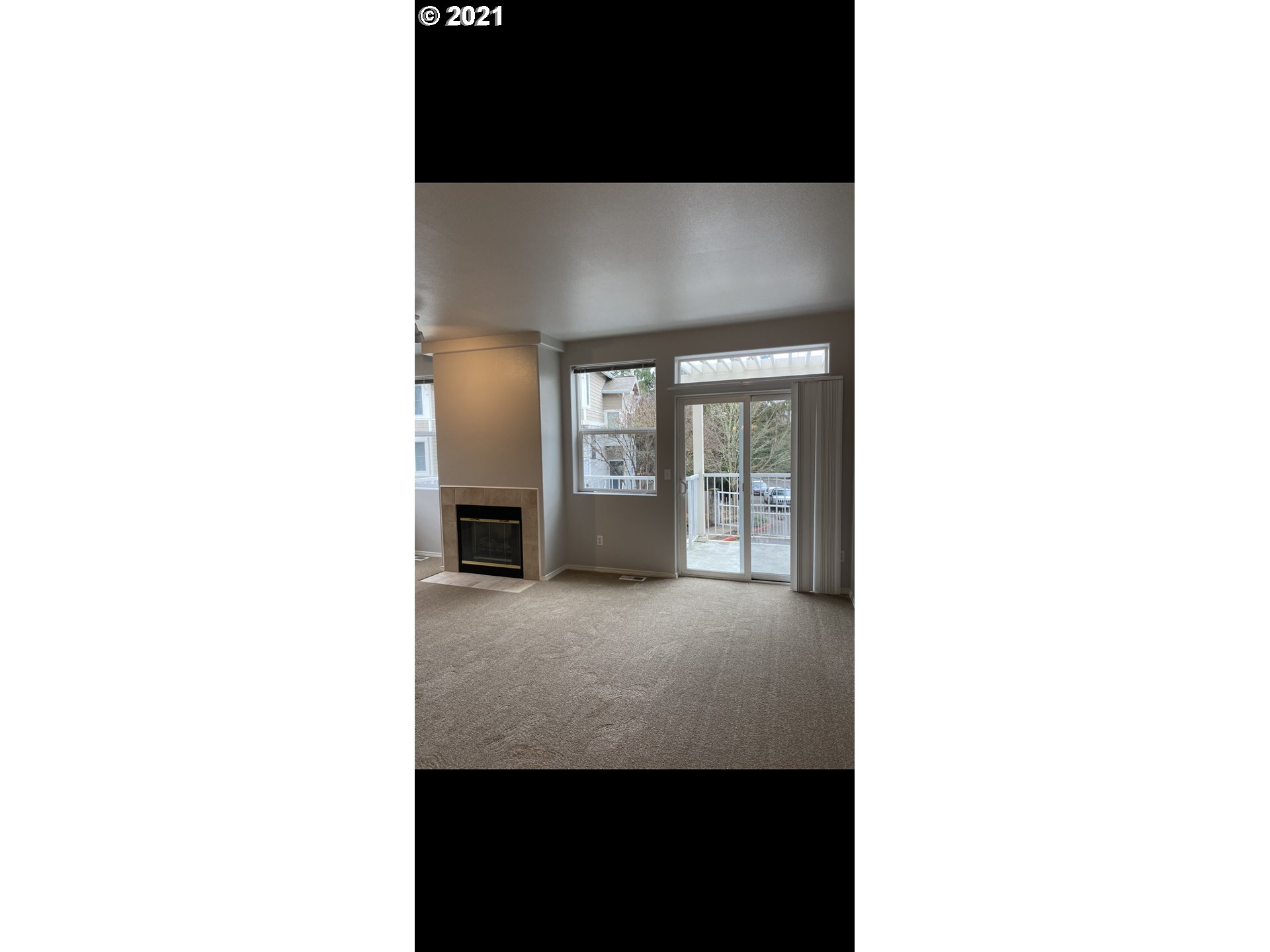 14184 Southwest Barrows Road, Unit 4 Tigard, OR 97223 - Photo 3 of 14 Gallery Image 3