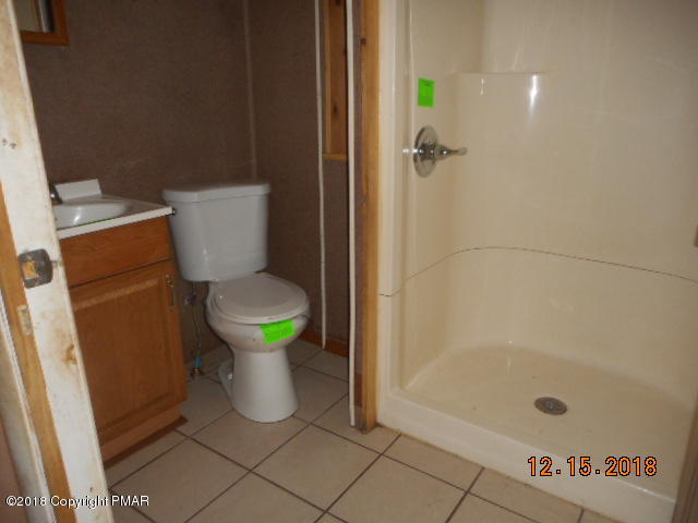 1336 Brislin Road Stroudsburg, PA 18360 - Photo 5 of 11 DSCN8217