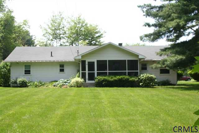 7 Riding Club Road Troy, NY 12180 - Photo 2 of 13 Photo 2